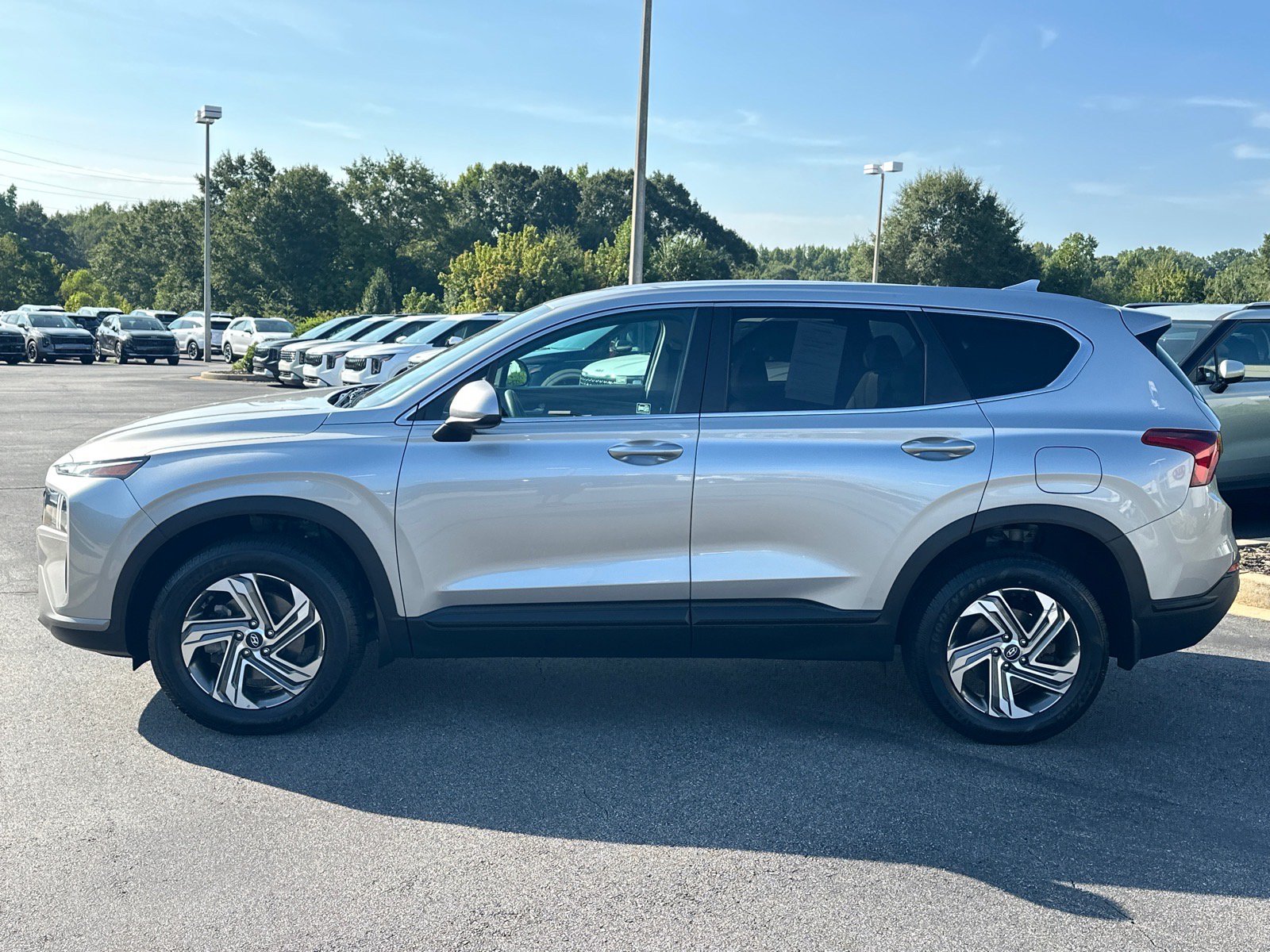 Used 2022 Hyundai Santa Fe SE AWD/4WD image 7