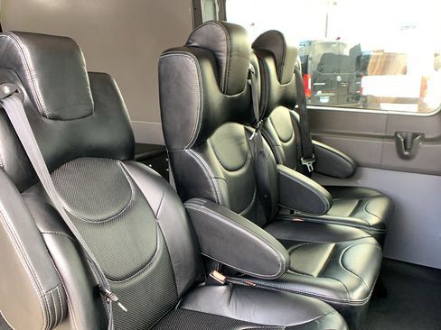 Used 2021 Ford Transit 150 148 Medium Roof AWD image 23