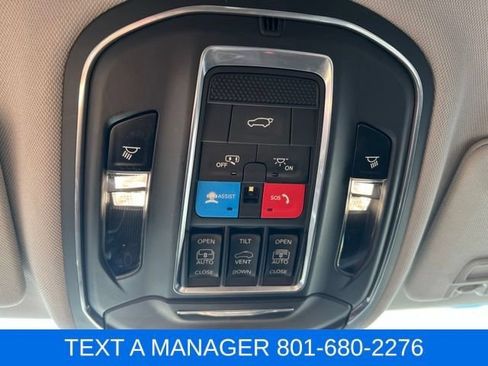 Used 2022 Jeep Grand Cherokee L Limited w/ Luxury Tech Group II AWD/4WD image 30