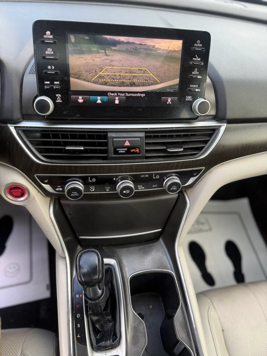Used 2018 Honda Accord EX-L image 10