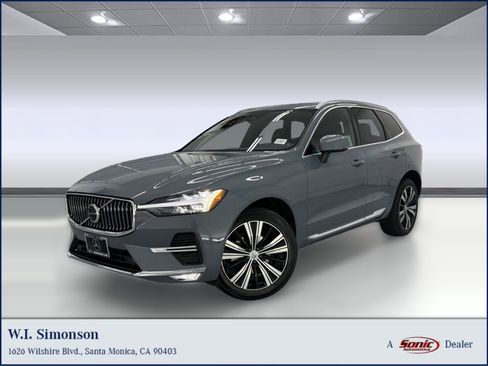 Used 2023 Volvo XC60 B5 Plus image 1