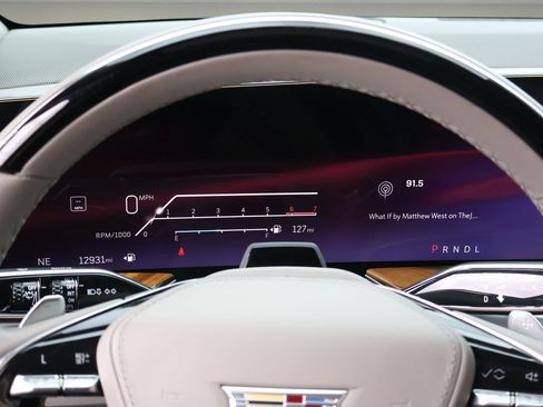Certified 2025 Cadillac Escalade Sport Platinum RWD image 22