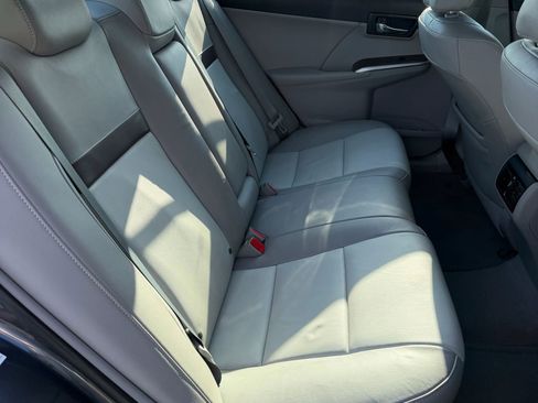 Used 2012 Toyota Camry XLE FWD image 14