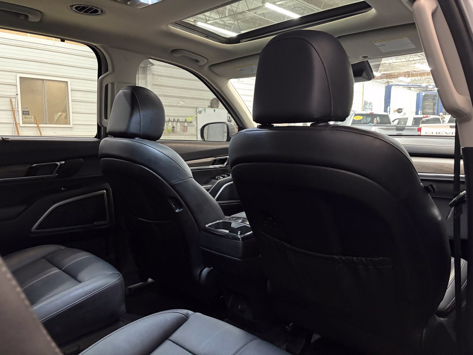 Used 2021 Kia Telluride EX w/ EX Premium Package AWD/4WD image 34