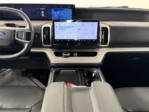 Certified 2025 Ford Expedition Max Active AWD/4WD image 12