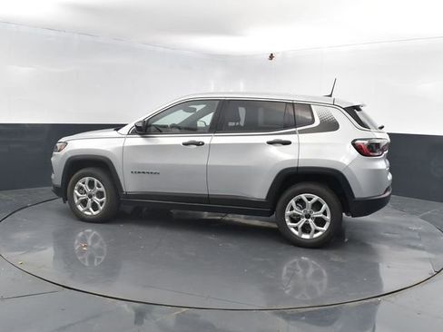 New 2025 Jeep Compass Sport w/ Mopar Graphics Package image 5
