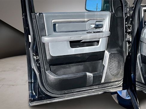 Used 2019 RAM 1500 Classic SLT image 20