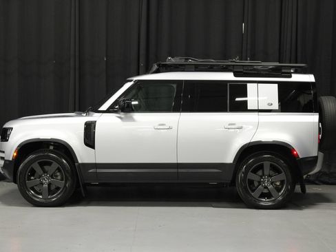 Used 2024 Land Rover Defender 110 S AWD/4WD image 2