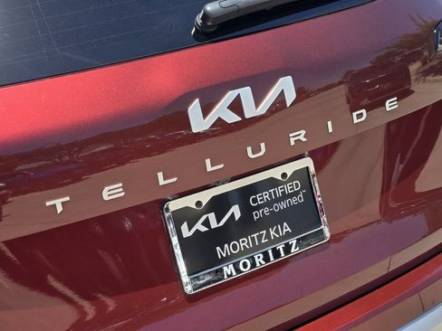 Certified 2023 Kia Telluride EX w/ EX Captain's Chair Package FWD image 16
