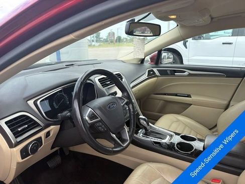 Used 2013 Ford Fusion SE FWD image 18
