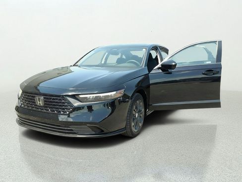 Used 2023 Honda Accord LX image 10