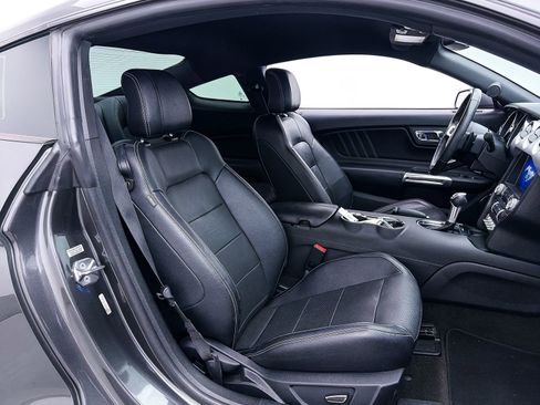 Used 2016 Ford Mustang GT Premium w/ Equipment Group 401A RWD image 34