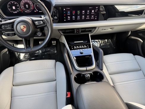 Certified 2024 Porsche Cayenne S image 20