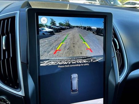 Used 2024 Ford Edge SEL image 13