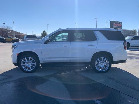 Used 2023 Chevrolet Tahoe High Country image 9