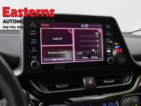 Used 2022 Toyota C-HR Limited FWD image 19