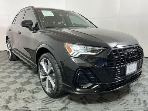 Used 2021 Audi Q3 2.0T Premium Plus w/ Premium Plus Package image 3