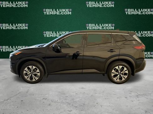 Used 2023 Nissan Rogue SV image 11