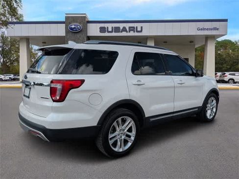 Used 2016 Ford Explorer XLT w/ Equipment Group 202A image 6