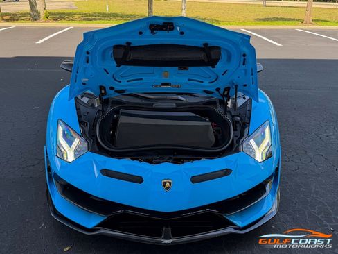 Used 2021 Lamborghini Aventador SVJ AWD/4WD image 41