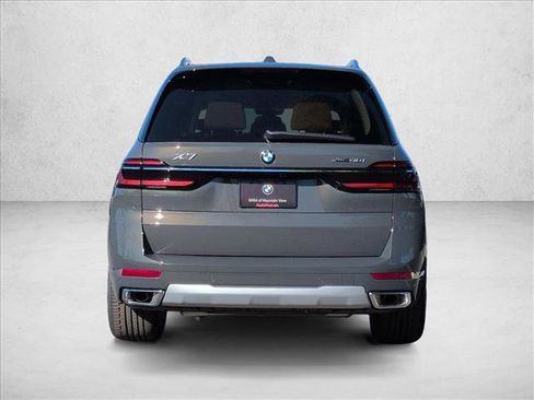 New 2026 BMW X7 xDrive40i image 8