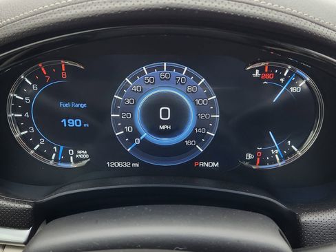 Used 2018 Cadillac XTS Premium Luxury image 19