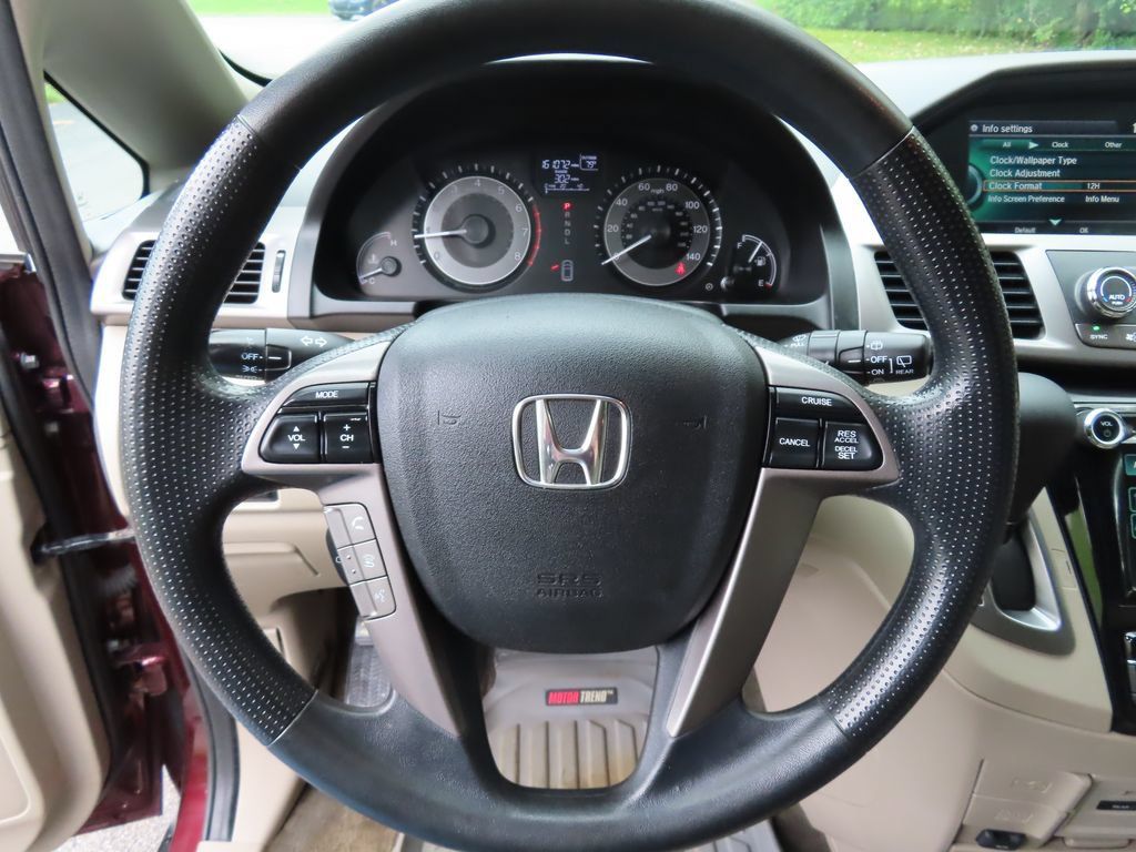 Used 2016 Honda Odyssey SE image 15