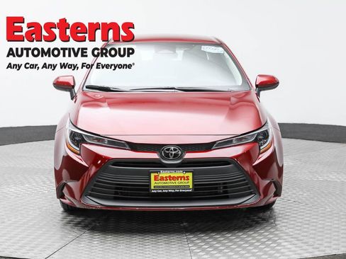 Used 2024 Toyota Corolla LE image 2