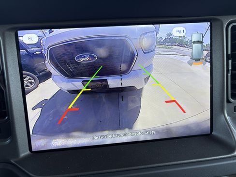 Used 2025 Ford Bronco Badlands AWD/4WD image 12