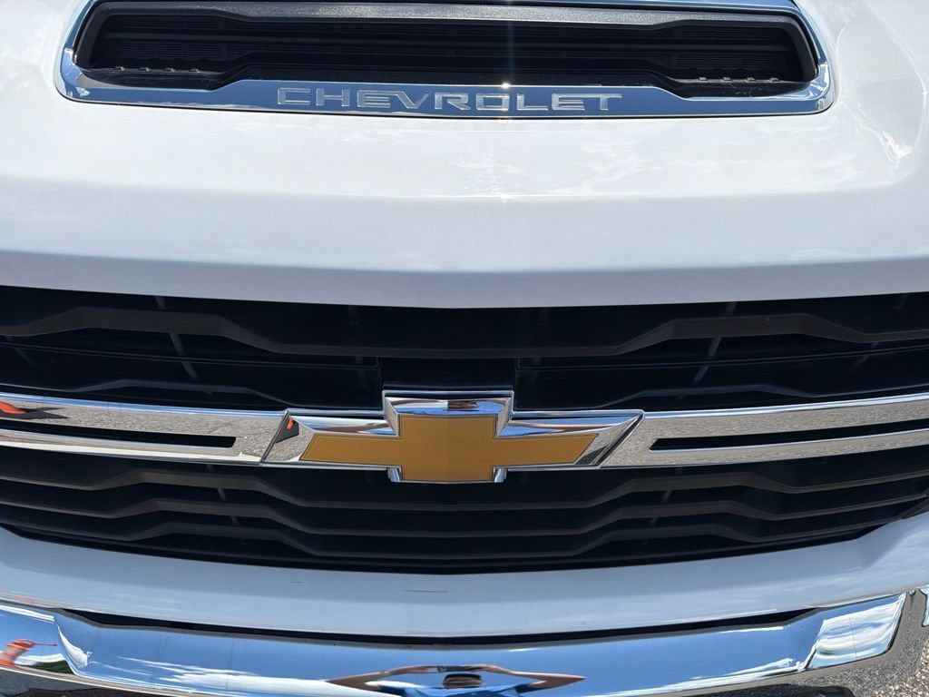 Used 2025 Chevrolet Silverado 2500 LT w/ Convenience Package AWD/4WD image 14