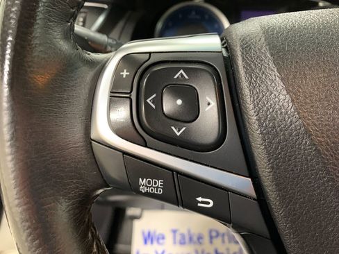 Used 2017 Toyota Camry XLE w/ Moonroof Package image 22