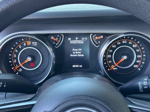 Used 2019 Jeep Wrangler Sport AWD/4WD image 22