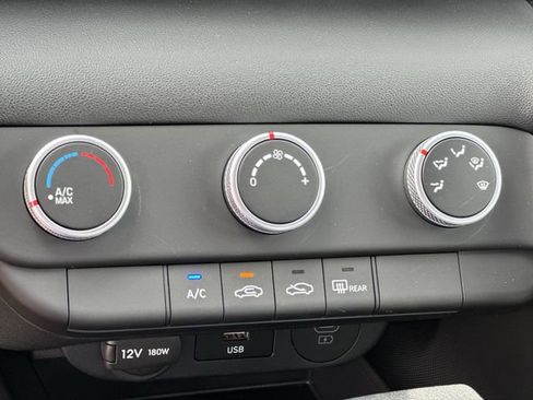 New 2026 Hyundai Elantra SE FWD image 14