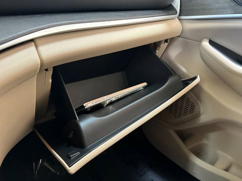 New 2025 Jeep Grand Cherokee Limited w/ Black Appearance Package image 34