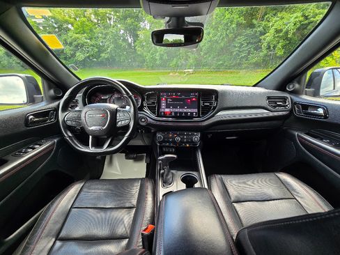 Used 2024 Dodge Durango GT AWD/4WD image 17