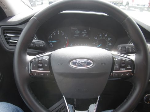 Used 2022 Ford Escape SEL AWD/4WD image 21