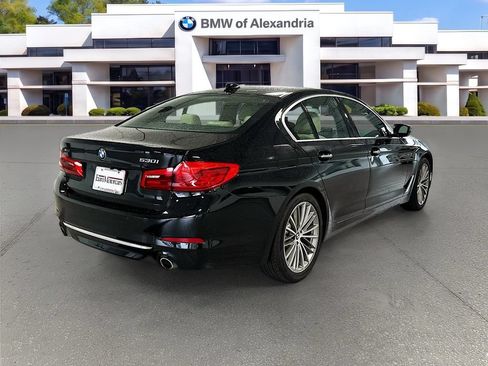 Used 2018 BMW 530i xDrive w/ Premium Package AWD/4WD image 7