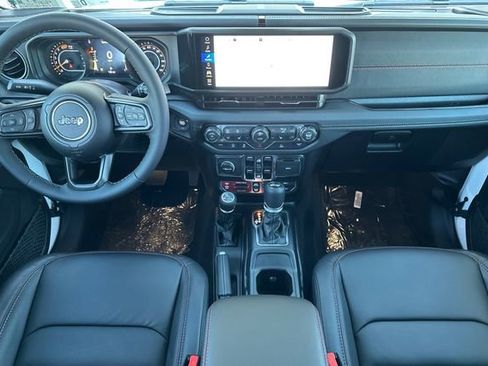 New 2026 Jeep Wrangler Unlimited Rubicon w/ Xtreme 35 Tire Package image 13