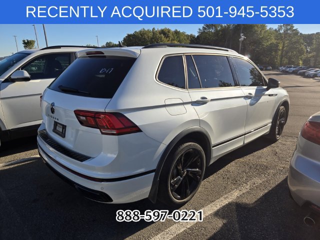 Used 2023 Volkswagen Tiguan SE R-Line FWD image 5