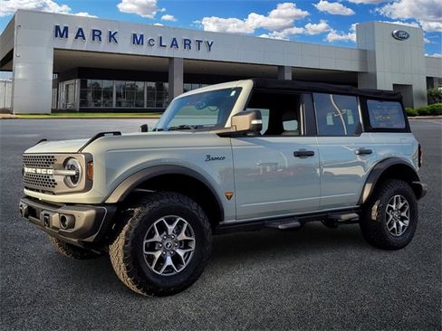 Certified 2022 Ford Bronco Badlands image 7