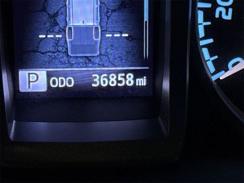 Used 2019 Toyota Tacoma SR5 image 12