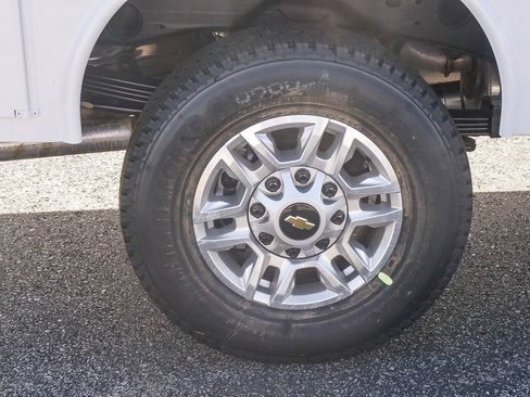 New 2026 Chevrolet Silverado 2500 W/T image 6