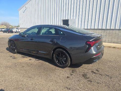 Used 2025 Kia K5 LXS FWD image 4