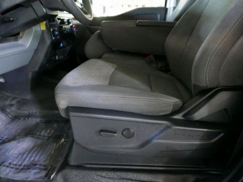 Used 2024 Ford F350 XLT w/ FX4 Off-Road Package AWD/4WD image 15