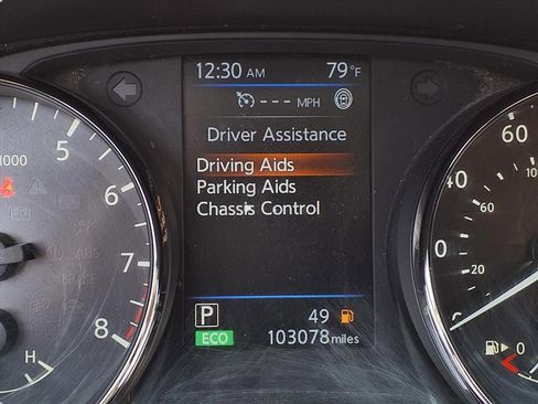 Used 2020 Nissan Rogue SV image 28