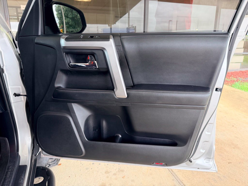 Used 2021 Toyota 4Runner SR5 AWD/4WD image 35