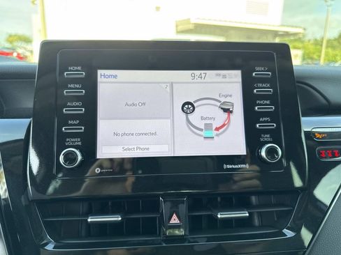 Used 2024 Toyota Camry SE image 22
