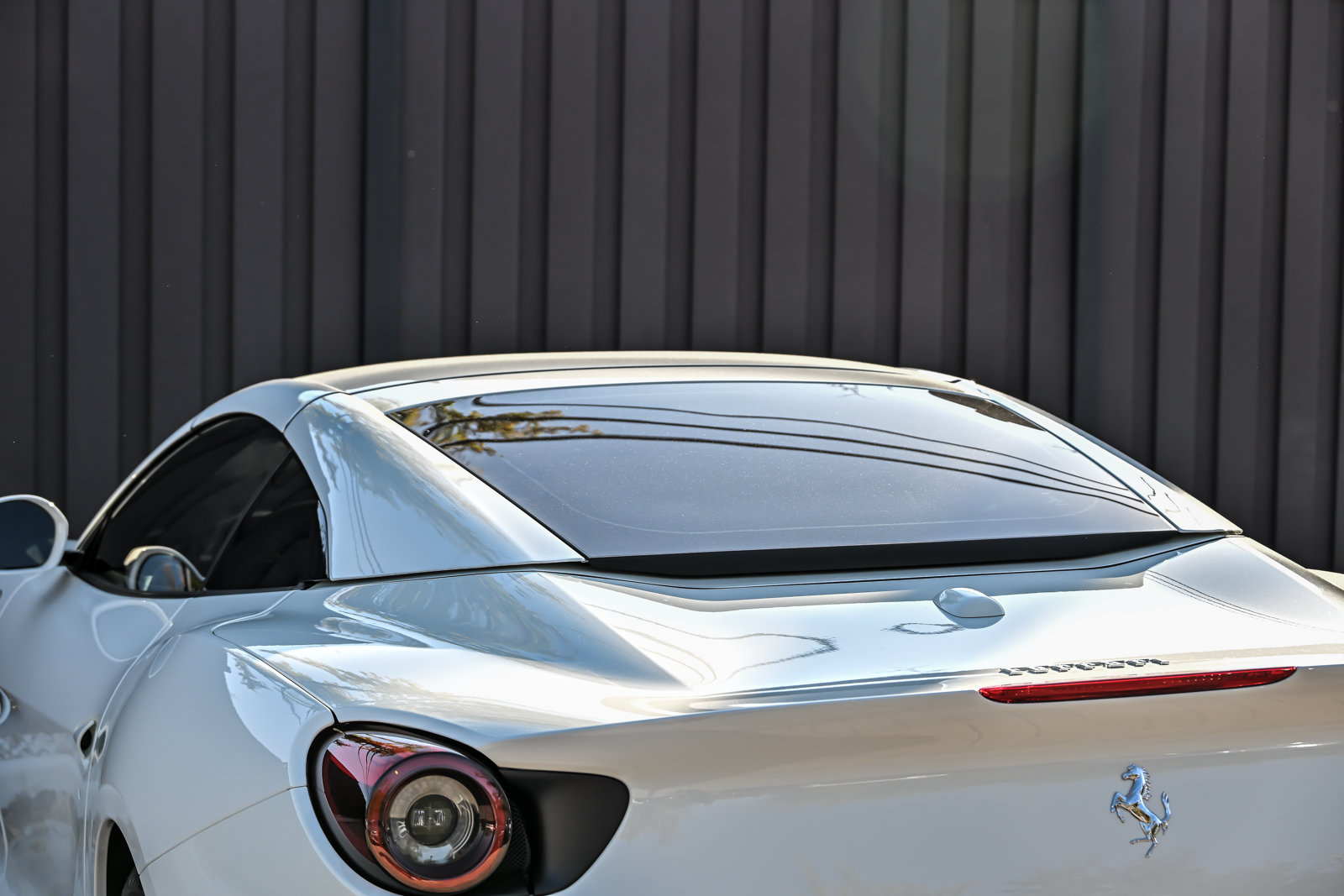 Used 2019 Ferrari Portofino RWD image 25