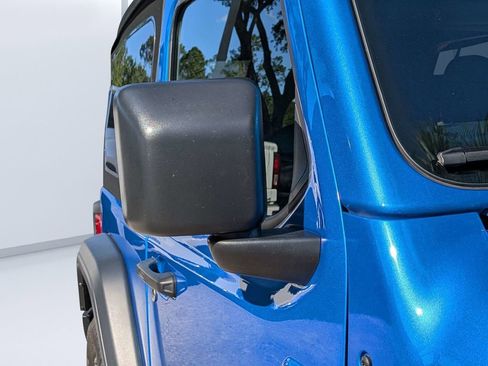 Used 2024 Jeep Wrangler Sport AWD/4WD image 11