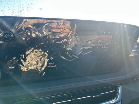 New 2026 Buick Envista Sport Touring FWD image 24